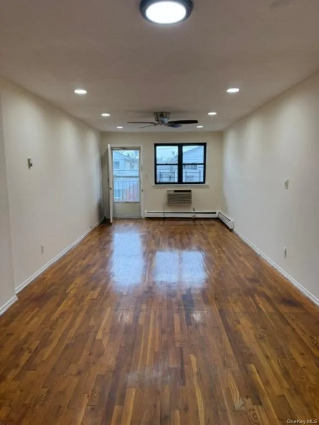 153-23 78th Street, New York, NY, 1 Bedroom Bedrooms, 3 Rooms Rooms,1 BathroomBathrooms,Residential,For Rent,78th,0,1012966 153-23 78th Street, New York, NY, 1 Bedroom Bedrooms, 3 Rooms Rooms,1 BathroomBathrooms,Residential,For Rent,78th,0,1012966