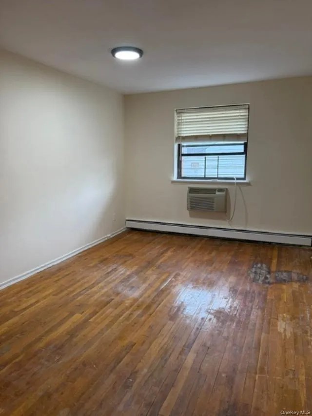 153-23 78th Street, New York, NY, 1 Bedroom Bedrooms, 3 Rooms Rooms,1 BathroomBathrooms,Residential,For Rent,78th,0,1012966 153-23 78th Street, New York, NY, 1 Bedroom Bedrooms, 3 Rooms Rooms,1 BathroomBathrooms,Residential,For Rent,78th,0,1012966