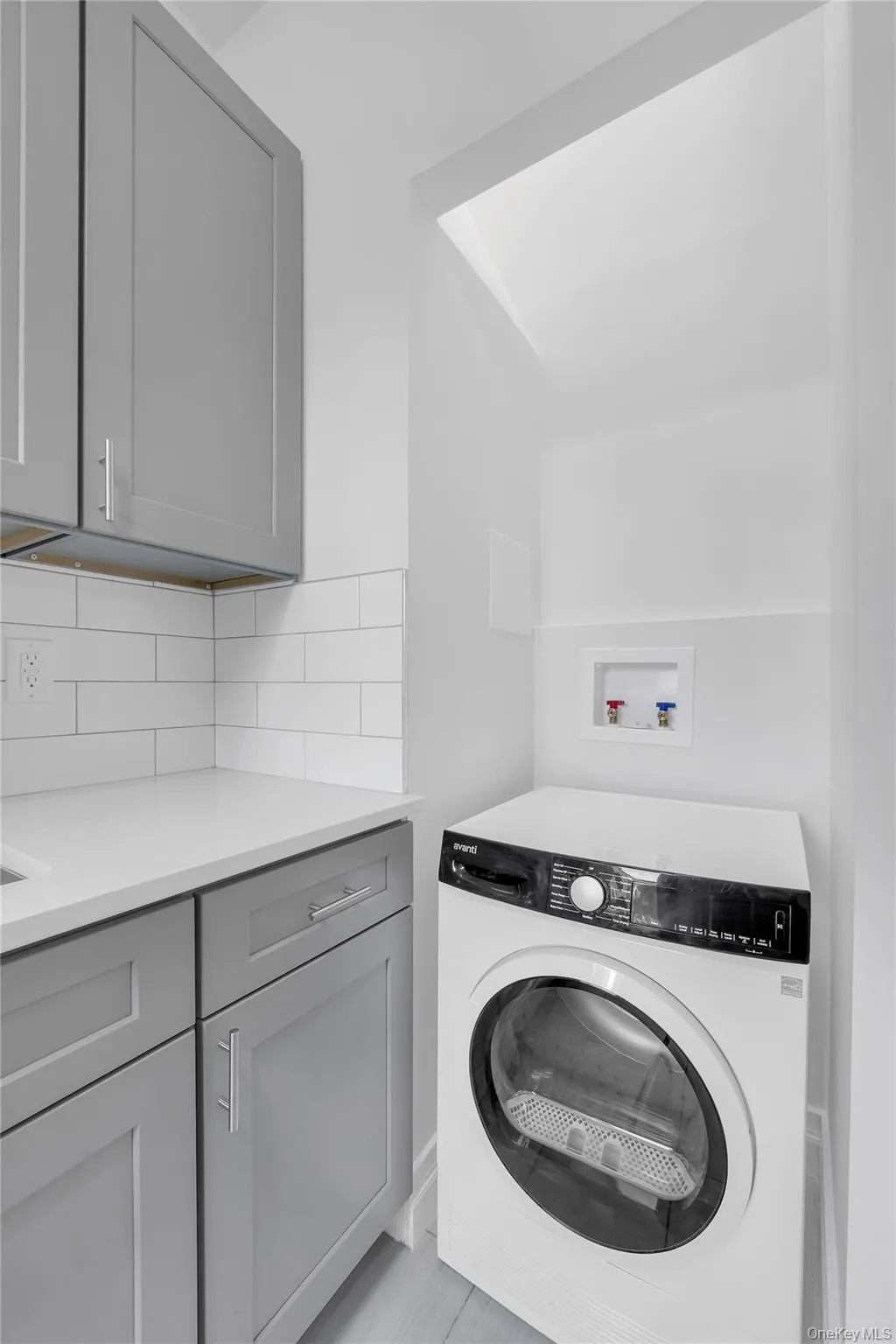 In unit washer/dryer In unit washer/dryer