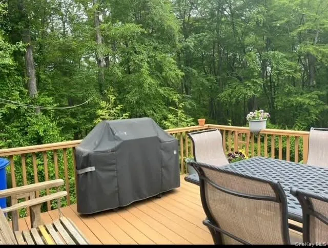 10 Highview Terrace, Somers, NY, 3 Bedrooms Bedrooms, 7 Rooms Rooms,3 BathroomsBathrooms,Residential,For Rent,Highview,0,1012971 10 Highview Terrace, Somers, NY, 3 Bedrooms Bedrooms, 7 Rooms Rooms,3 BathroomsBathrooms,Residential,For Rent,Highview,0,1012971