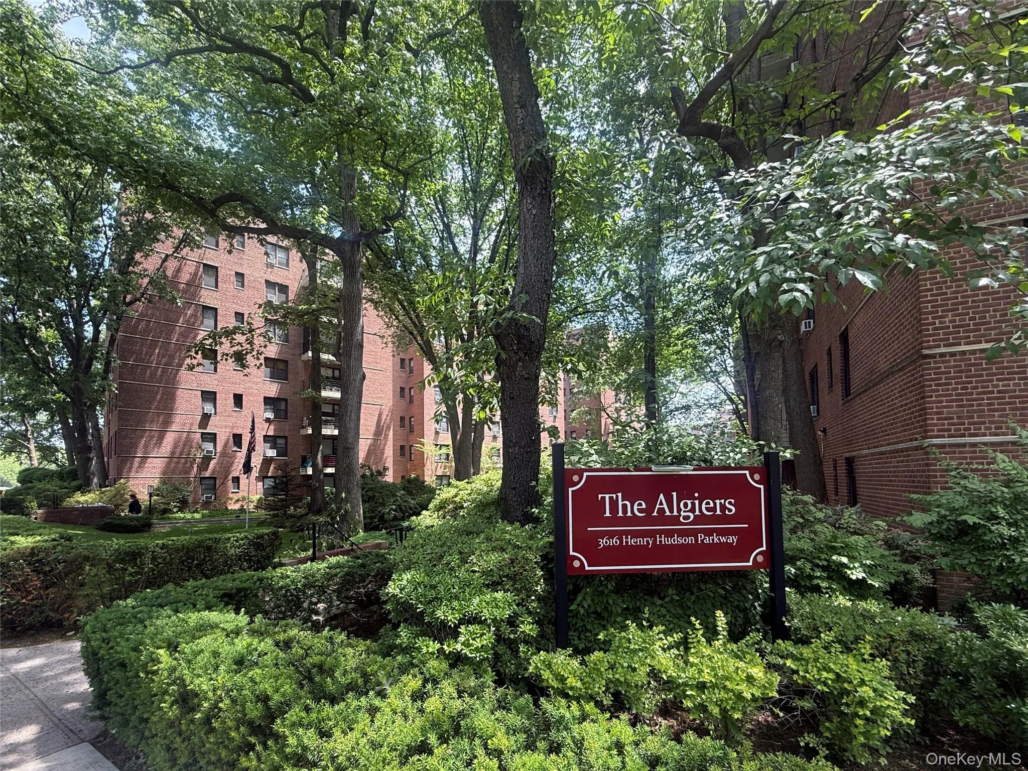 3616 Henry Hudson Parkway, New York, NY, 2 Bedrooms Bedrooms, 4 Rooms Rooms,2 BathroomsBathrooms,Residential,For Rent,Henry Hudson,0,KEY1012974 3616 Henry Hudson Parkway, New York, NY, 2 Bedrooms Bedrooms, 4 Rooms Rooms,2 BathroomsBathrooms,Residential,For Rent,Henry Hudson,0,KEY1012974