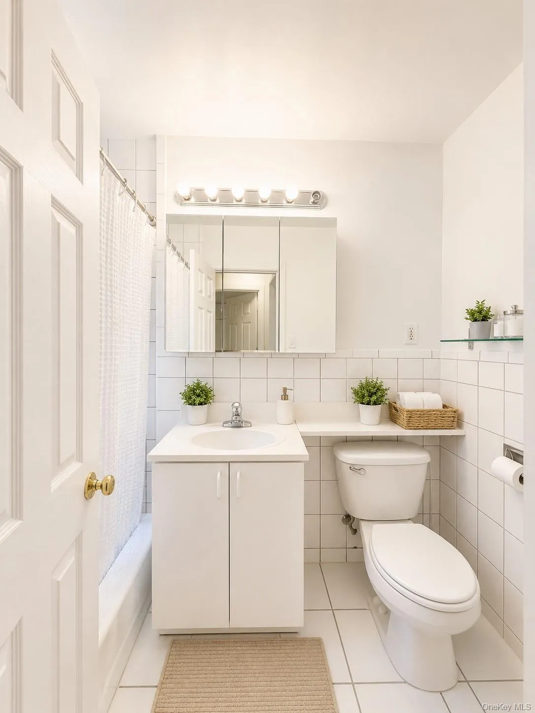 6955 150th Street, New York, NY, 1 Bedroom Bedrooms, 4 Rooms Rooms,1 BathroomBathrooms,Residential,For Rent,150th,0,1012975 6955 150th Street, New York, NY, 1 Bedroom Bedrooms, 4 Rooms Rooms,1 BathroomBathrooms,Residential,For Rent,150th,0,1012975