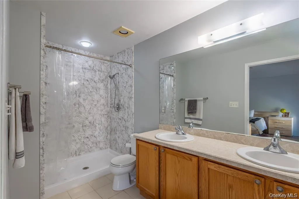 7 Summerfield Lane, Riverhead, NY, 3 Bedrooms Bedrooms, 6 Rooms Rooms,2 BathroomsBathrooms,Residential,For Rent,Summerfield,0,1012976 7 Summerfield Lane, Riverhead, NY, 3 Bedrooms Bedrooms, 6 Rooms Rooms,2 BathroomsBathrooms,Residential,For Rent,Summerfield,0,1012976