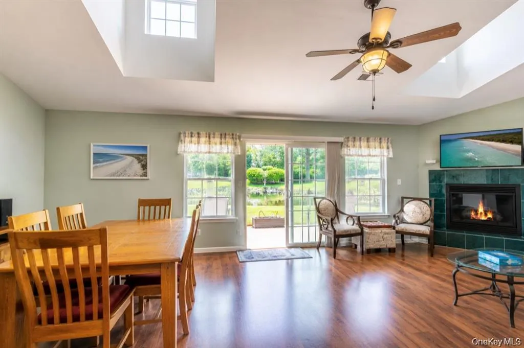 7 Summerfield Lane, Riverhead, NY, 3 Bedrooms Bedrooms, 6 Rooms Rooms,2 BathroomsBathrooms,Residential,For Rent,Summerfield,0,1012976 7 Summerfield Lane, Riverhead, NY, 3 Bedrooms Bedrooms, 6 Rooms Rooms,2 BathroomsBathrooms,Residential,For Rent,Summerfield,0,1012976