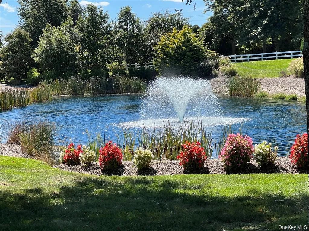 7 Summerfield Lane, Riverhead, NY, 3 Bedrooms Bedrooms, 6 Rooms Rooms,2 BathroomsBathrooms,Residential,For Rent,Summerfield,0,1012976 7 Summerfield Lane, Riverhead, NY, 3 Bedrooms Bedrooms, 6 Rooms Rooms,2 BathroomsBathrooms,Residential,For Rent,Summerfield,0,1012976
