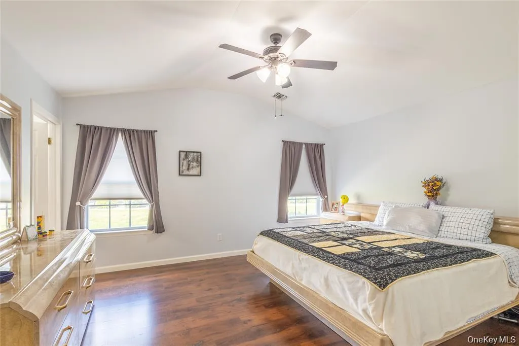 7 Summerfield Lane, Riverhead, NY, 3 Bedrooms Bedrooms, 6 Rooms Rooms,2 BathroomsBathrooms,Residential,For Rent,Summerfield,0,1012976 7 Summerfield Lane, Riverhead, NY, 3 Bedrooms Bedrooms, 6 Rooms Rooms,2 BathroomsBathrooms,Residential,For Rent,Summerfield,0,1012976