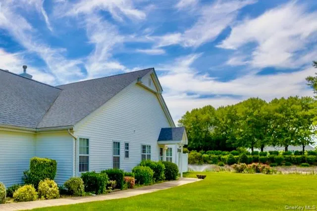 7 Summerfield Lane, Riverhead, NY, 3 Bedrooms Bedrooms, 6 Rooms Rooms,2 BathroomsBathrooms,Residential,For Rent,Summerfield,0,1012976 7 Summerfield Lane, Riverhead, NY, 3 Bedrooms Bedrooms, 6 Rooms Rooms,2 BathroomsBathrooms,Residential,For Rent,Summerfield,0,1012976