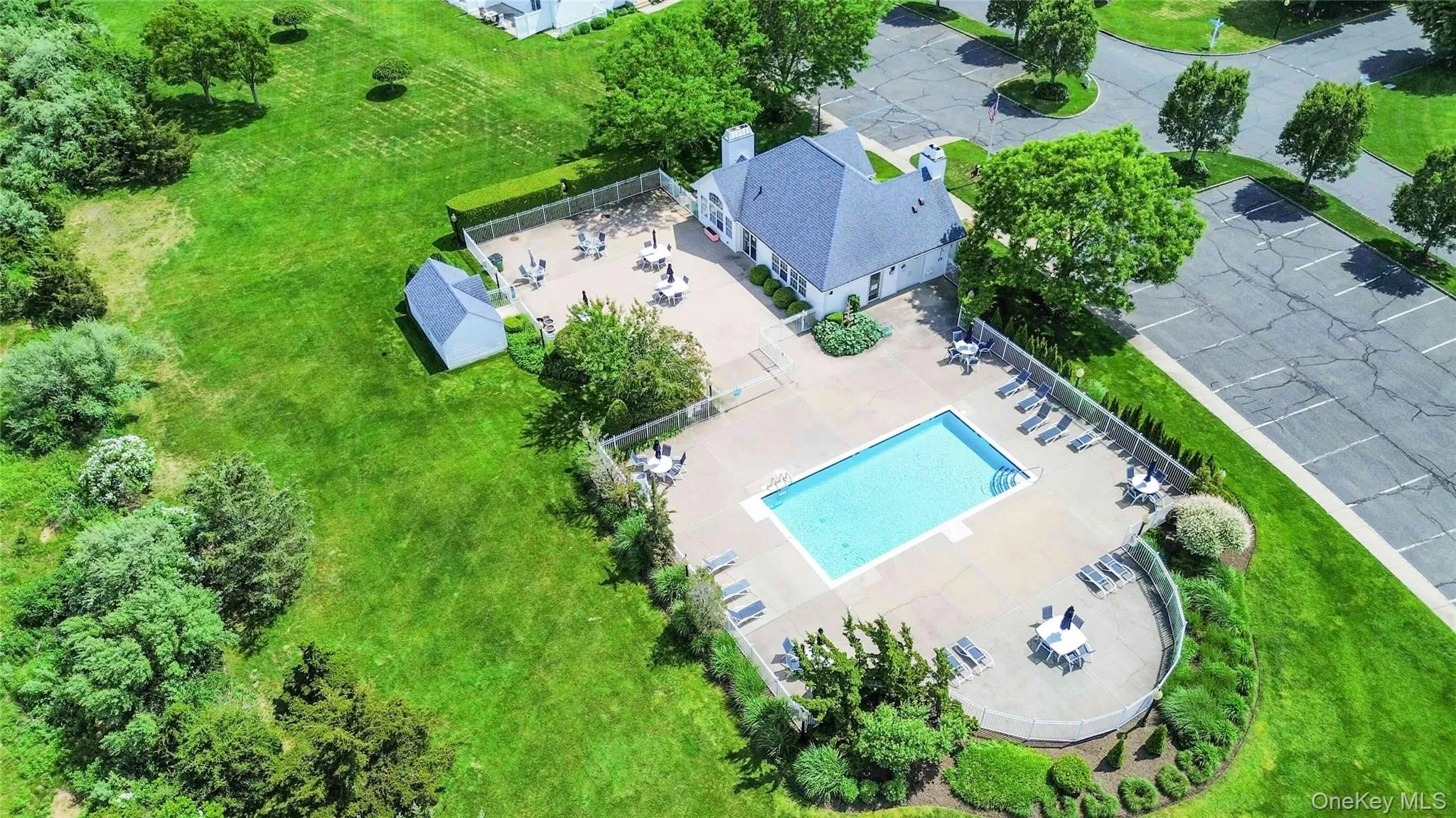 7 Summerfield Lane, Riverhead, NY, 3 Bedrooms Bedrooms, 6 Rooms Rooms,2 BathroomsBathrooms,Residential,For Rent,Summerfield,0,1012976 7 Summerfield Lane, Riverhead, NY, 3 Bedrooms Bedrooms, 6 Rooms Rooms,2 BathroomsBathrooms,Residential,For Rent,Summerfield,0,1012976