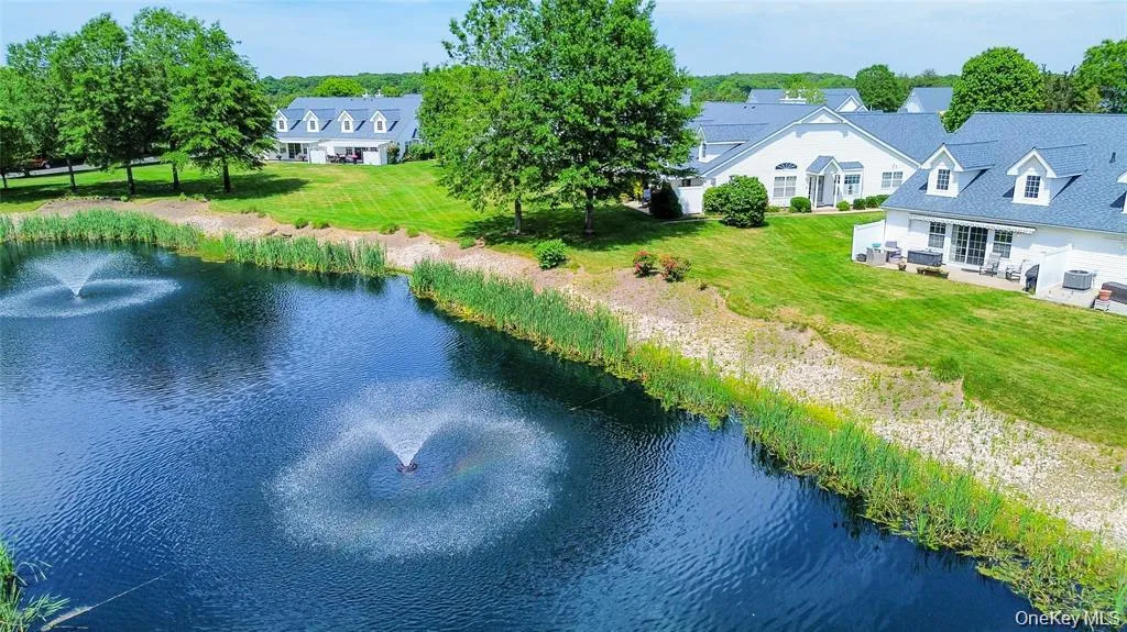 7 Summerfield Lane, Riverhead, NY, 3 Bedrooms Bedrooms, 6 Rooms Rooms,2 BathroomsBathrooms,Residential,For Rent,Summerfield,0,1012976 7 Summerfield Lane, Riverhead, NY, 3 Bedrooms Bedrooms, 6 Rooms Rooms,2 BathroomsBathrooms,Residential,For Rent,Summerfield,0,1012976