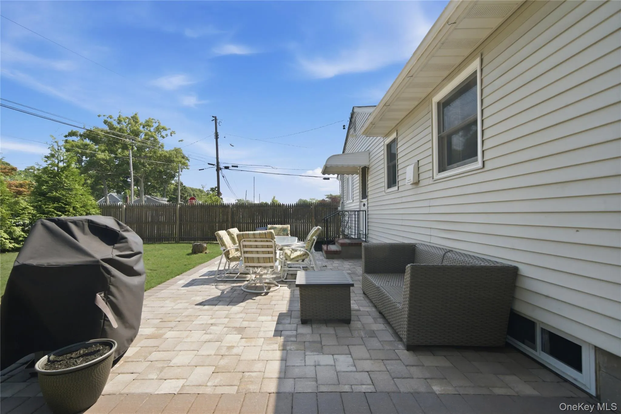 58 Highland Avenue, Brookhaven, NY, 3 Bedrooms Bedrooms, 6 Rooms Rooms,1 BathroomBathrooms,Residential,For Rent,Highland,0,1012978 58 Highland Avenue, Brookhaven, NY, 3 Bedrooms Bedrooms, 6 Rooms Rooms,1 BathroomBathrooms,Residential,For Rent,Highland,0,1012978