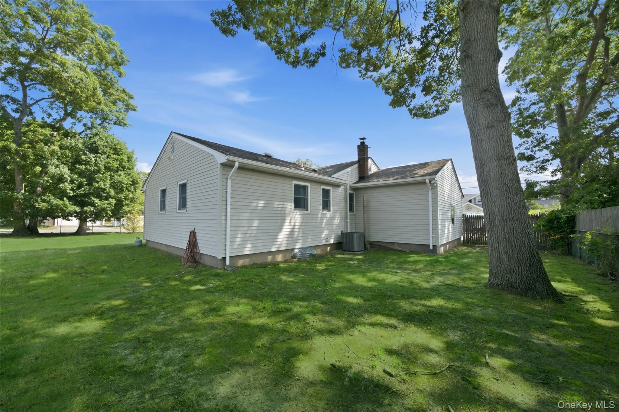 58 Highland Avenue, Brookhaven, NY, 3 Bedrooms Bedrooms, 6 Rooms Rooms,1 BathroomBathrooms,Residential,For Rent,Highland,0,1012978 58 Highland Avenue, Brookhaven, NY, 3 Bedrooms Bedrooms, 6 Rooms Rooms,1 BathroomBathrooms,Residential,For Rent,Highland,0,1012978