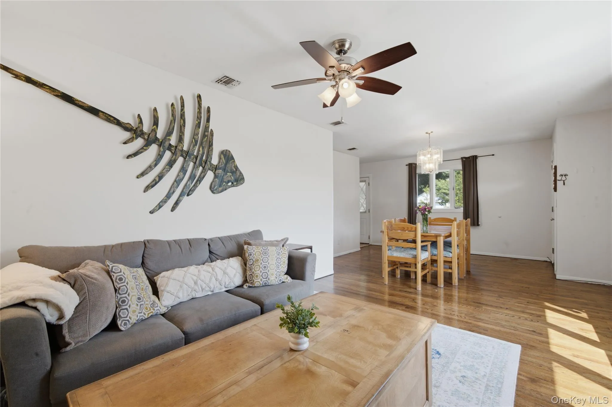 58 Highland Avenue, Brookhaven, NY, 3 Bedrooms Bedrooms, 6 Rooms Rooms,1 BathroomBathrooms,Residential,For Rent,Highland,0,1012978 58 Highland Avenue, Brookhaven, NY, 3 Bedrooms Bedrooms, 6 Rooms Rooms,1 BathroomBathrooms,Residential,For Rent,Highland,0,1012978