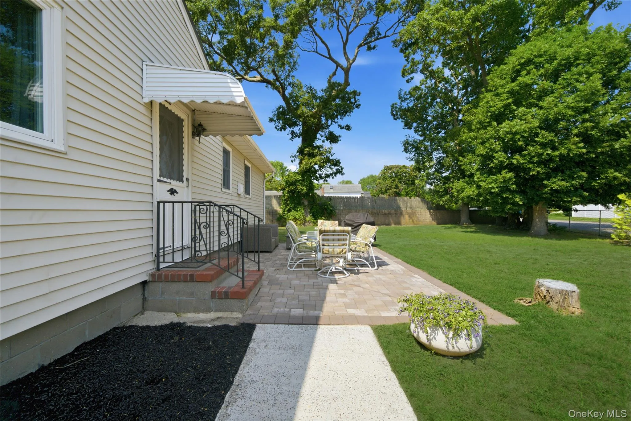 58 Highland Avenue, Brookhaven, NY, 3 Bedrooms Bedrooms, 6 Rooms Rooms,1 BathroomBathrooms,Residential,For Rent,Highland,0,1012978 58 Highland Avenue, Brookhaven, NY, 3 Bedrooms Bedrooms, 6 Rooms Rooms,1 BathroomBathrooms,Residential,For Rent,Highland,0,1012978