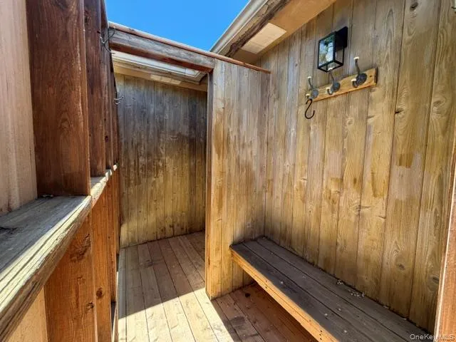 33 Gannet Drive, East Hampton, NY, 3 Bedrooms Bedrooms, 6 Rooms Rooms,2 BathroomsBathrooms,Residential Lease,For Rent,Gannet,0,KEY1012979 33 Gannet Drive, East Hampton, NY, 3 Bedrooms Bedrooms, 6 Rooms Rooms,2 BathroomsBathrooms,Residential Lease,For Rent,Gannet,0,KEY1012979