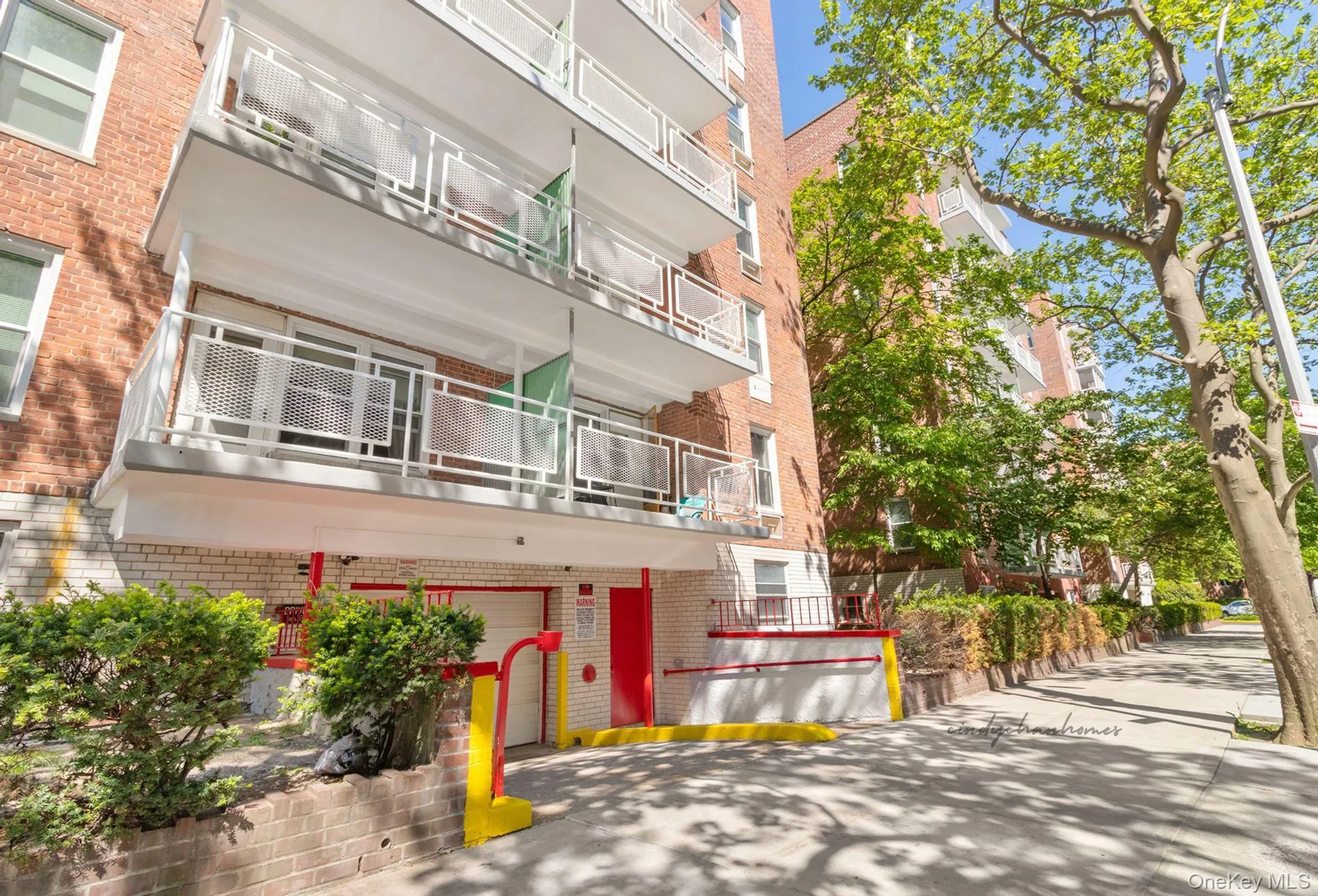 66-10 Thornton Place, New York, NY, 2 Bedrooms Bedrooms, 6 Rooms Rooms,2 BathroomsBathrooms,Residential,For Rent,Thornton,0,1012982 66-10 Thornton Place, New York, NY, 2 Bedrooms Bedrooms, 6 Rooms Rooms,2 BathroomsBathrooms,Residential,For Rent,Thornton,0,1012982
