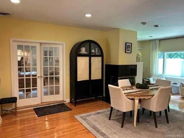 Decorative Glass Doors welcome you into the Dining Room Decorative Glass Doors welcome you into the Dining Room