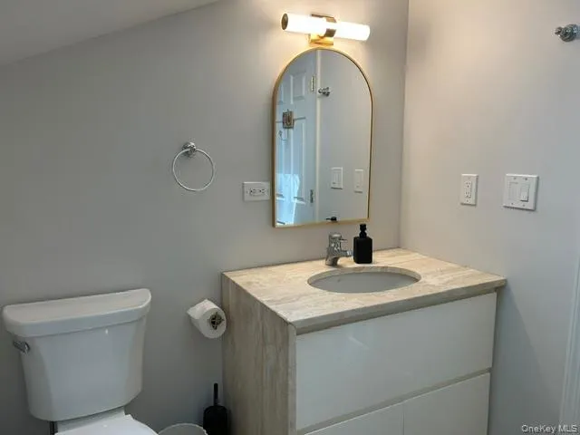 2nd floor bathroom 2nd floor bathroom