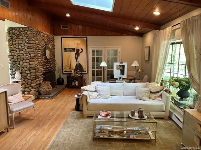 Cathedral Ceiling adorn this spacious living room Cathedral Ceiling adorn this spacious living room