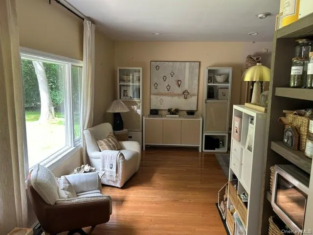 Step down from the breakfast area into a bonus space to call your own Step down from the breakfast area into a bonus space to call your own