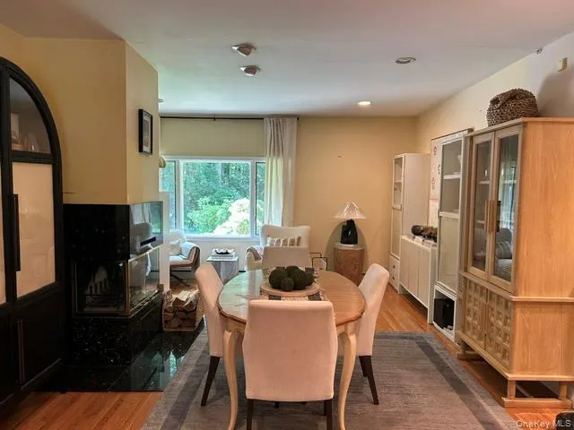 Full view of generous sized Dining Room. Full view of generous sized Dining Room.