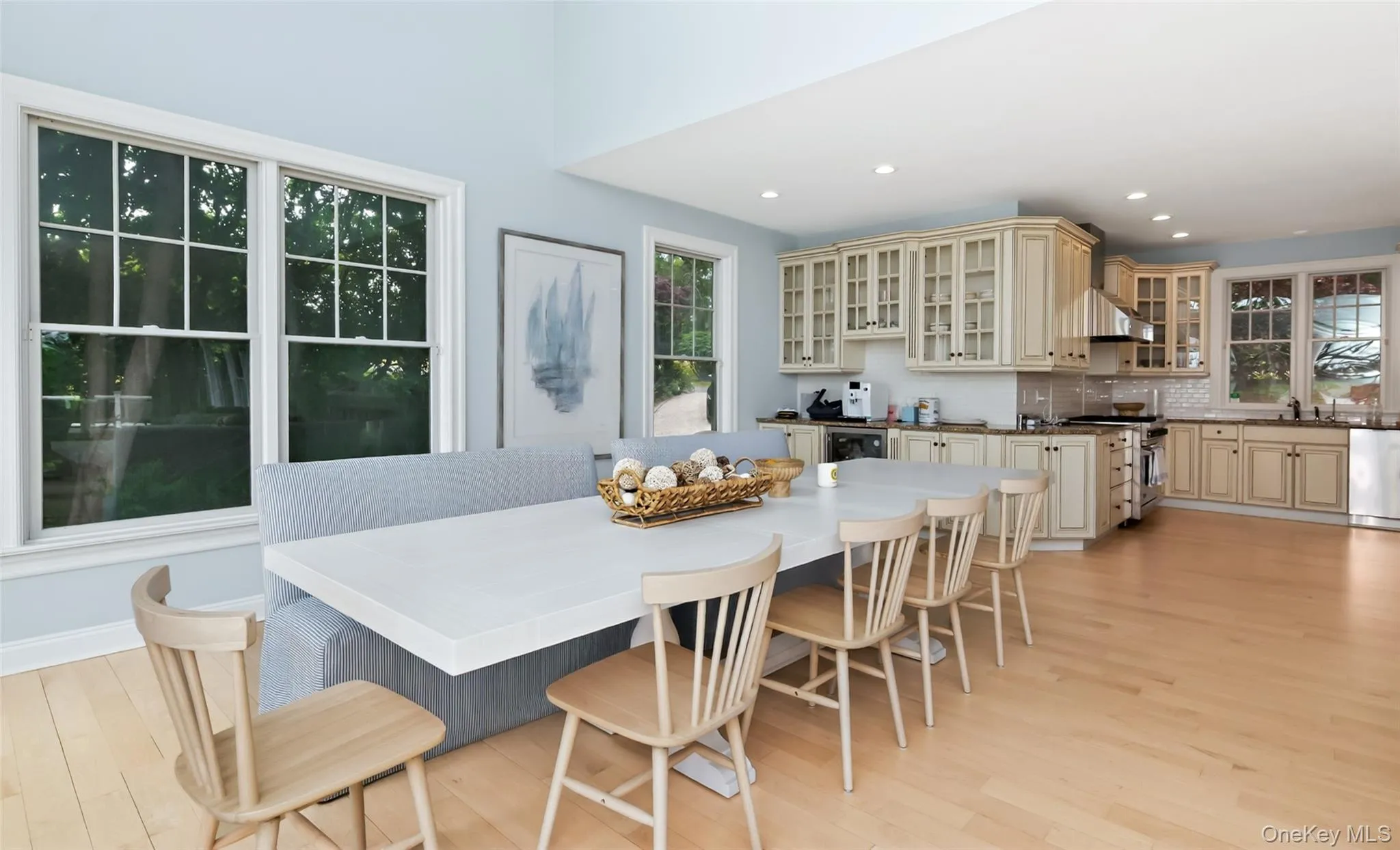 11 Bay View Drive, Southampton, NY, 5 Bedrooms Bedrooms, 10 Rooms Rooms,4 BathroomsBathrooms,Residential Lease,For Rent,Bay View,0,1012989 11 Bay View Drive, Southampton, NY, 5 Bedrooms Bedrooms, 10 Rooms Rooms,4 BathroomsBathrooms,Residential Lease,For Rent,Bay View,0,1012989