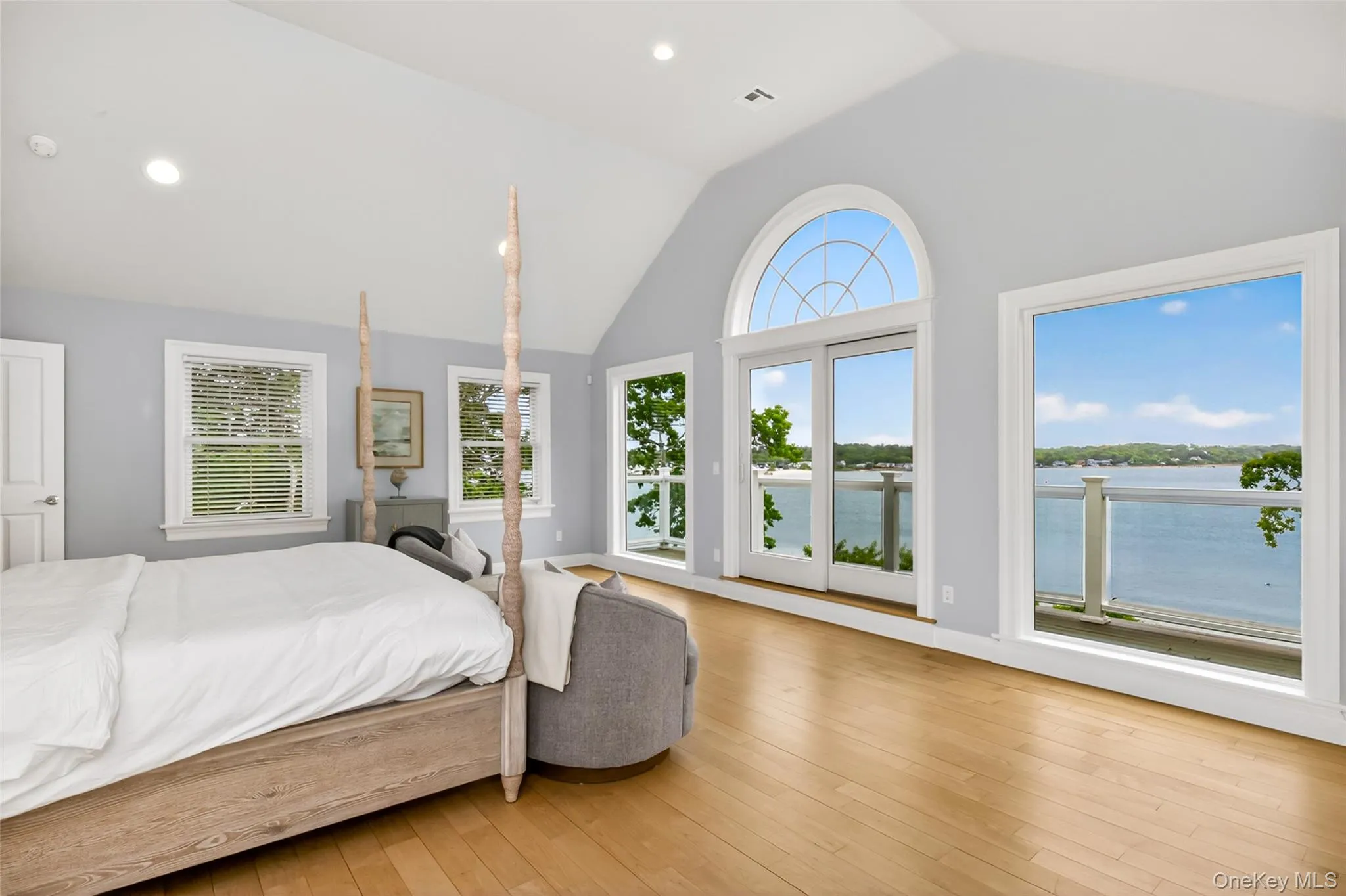 11 Bay View Drive, Southampton, NY, 5 Bedrooms Bedrooms, 10 Rooms Rooms,4 BathroomsBathrooms,Residential Lease,For Rent,Bay View,0,1012989 11 Bay View Drive, Southampton, NY, 5 Bedrooms Bedrooms, 10 Rooms Rooms,4 BathroomsBathrooms,Residential Lease,For Rent,Bay View,0,1012989