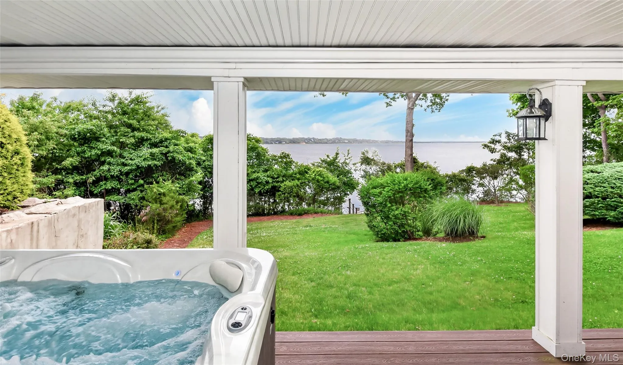 11 Bay View Drive, Southampton, NY, 5 Bedrooms Bedrooms, 10 Rooms Rooms,4 BathroomsBathrooms,Residential Lease,For Rent,Bay View,0,1012989 11 Bay View Drive, Southampton, NY, 5 Bedrooms Bedrooms, 10 Rooms Rooms,4 BathroomsBathrooms,Residential Lease,For Rent,Bay View,0,1012989