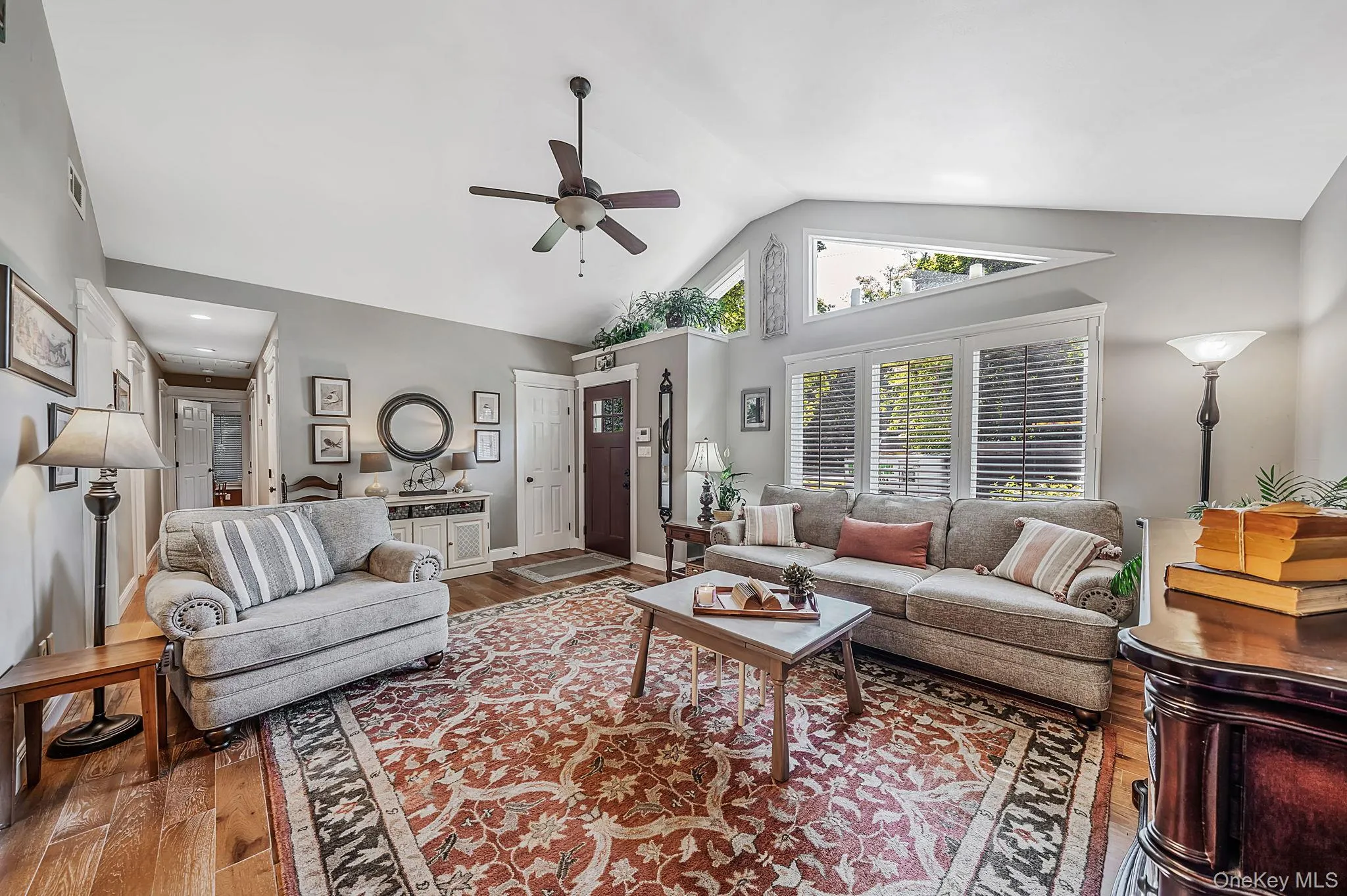 1 Honey Lane, Brookhaven, NY, 3 Bedrooms Bedrooms, 6 Rooms Rooms,3 BathroomsBathrooms,Residential,For Rent,Honey,0,1012991 1 Honey Lane, Brookhaven, NY, 3 Bedrooms Bedrooms, 6 Rooms Rooms,3 BathroomsBathrooms,Residential,For Rent,Honey,0,1012991