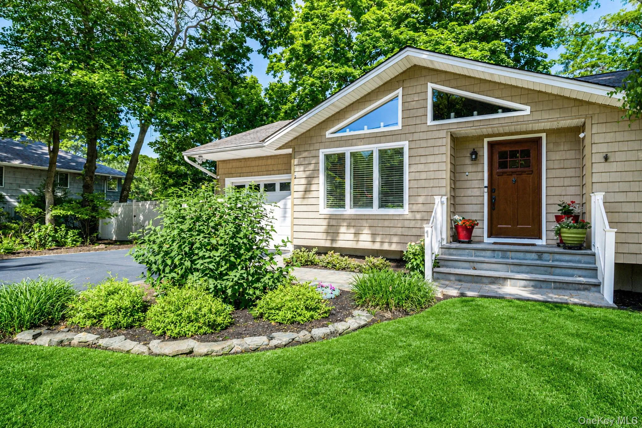 1 Honey Lane, Brookhaven, NY, 3 Bedrooms Bedrooms, 6 Rooms Rooms,3 BathroomsBathrooms,Residential,For Rent,Honey,0,1012991 1 Honey Lane, Brookhaven, NY, 3 Bedrooms Bedrooms, 6 Rooms Rooms,3 BathroomsBathrooms,Residential,For Rent,Honey,0,1012991