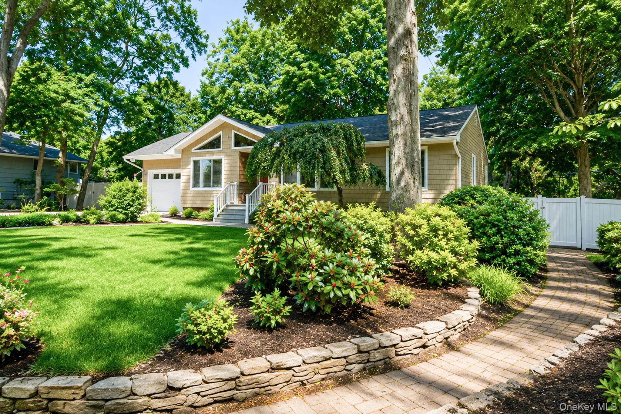 1 Honey Lane, Brookhaven, NY, 3 Bedrooms Bedrooms, 6 Rooms Rooms,3 BathroomsBathrooms,Residential,For Rent,Honey,0,1012991 1 Honey Lane, Brookhaven, NY, 3 Bedrooms Bedrooms, 6 Rooms Rooms,3 BathroomsBathrooms,Residential,For Rent,Honey,0,1012991