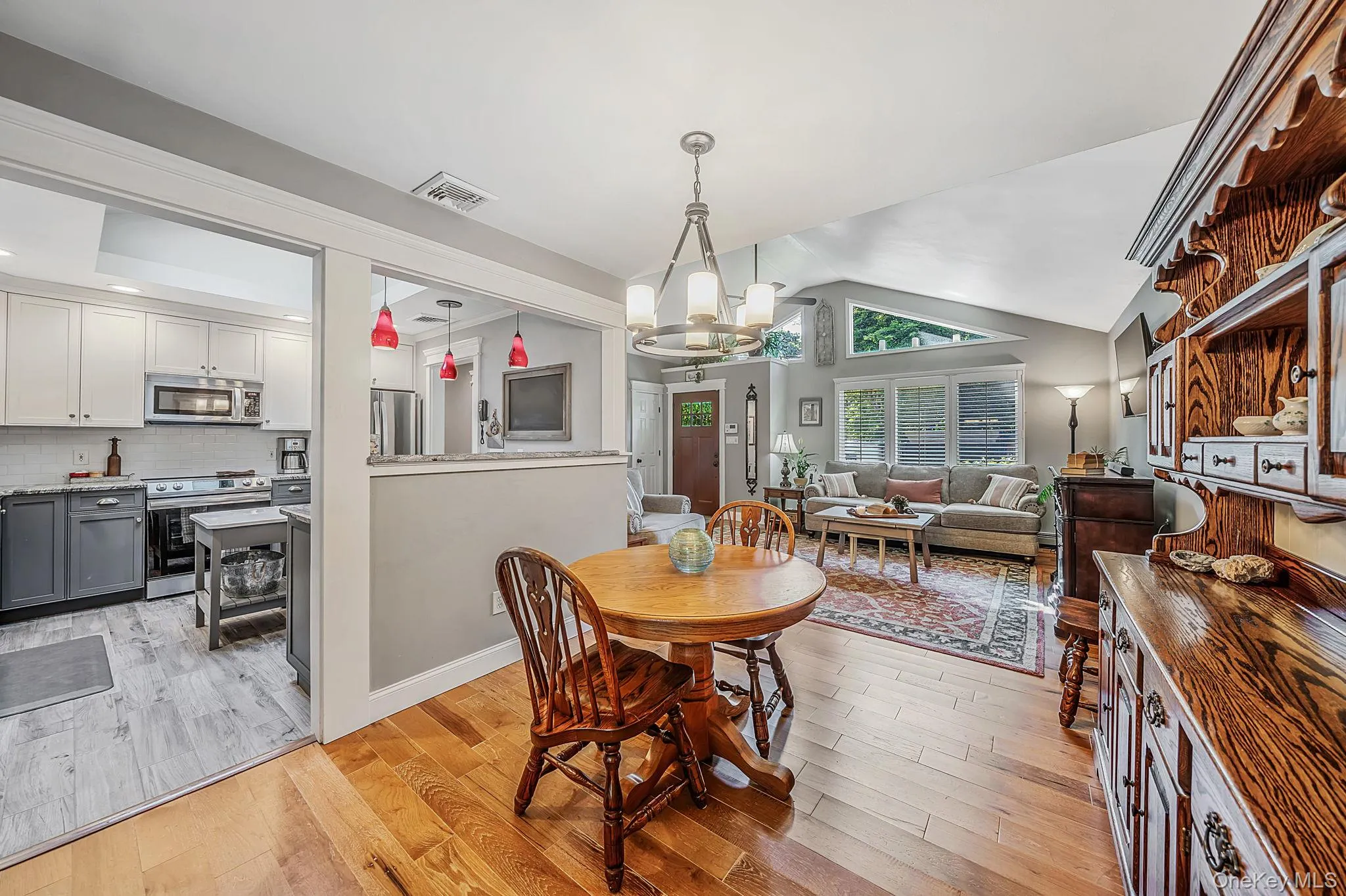 1 Honey Lane, Brookhaven, NY, 3 Bedrooms Bedrooms, 6 Rooms Rooms,3 BathroomsBathrooms,Residential,For Rent,Honey,0,1012991 1 Honey Lane, Brookhaven, NY, 3 Bedrooms Bedrooms, 6 Rooms Rooms,3 BathroomsBathrooms,Residential,For Rent,Honey,0,1012991