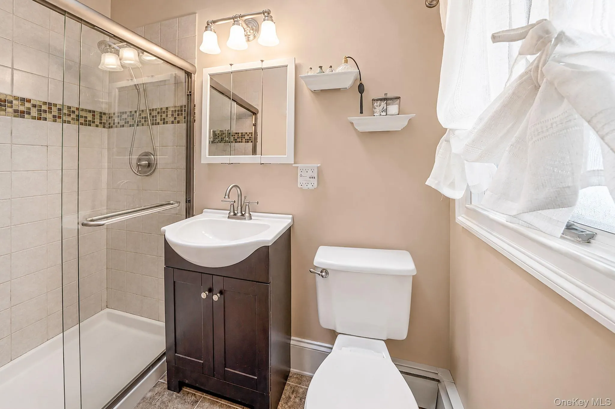 1 Honey Lane, Brookhaven, NY, 3 Bedrooms Bedrooms, 6 Rooms Rooms,3 BathroomsBathrooms,Residential,For Rent,Honey,0,1012991 1 Honey Lane, Brookhaven, NY, 3 Bedrooms Bedrooms, 6 Rooms Rooms,3 BathroomsBathrooms,Residential,For Rent,Honey,0,1012991
