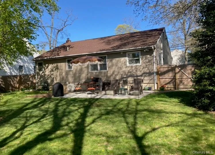 34 Woodhull Road, Huntington, NY, 3 Bedrooms Bedrooms, 6 Rooms Rooms,1 BathroomBathrooms,Residential Lease,For Rent,Woodhull,0,KEY1012994 34 Woodhull Road, Huntington, NY, 3 Bedrooms Bedrooms, 6 Rooms Rooms,1 BathroomBathrooms,Residential Lease,For Rent,Woodhull,0,KEY1012994