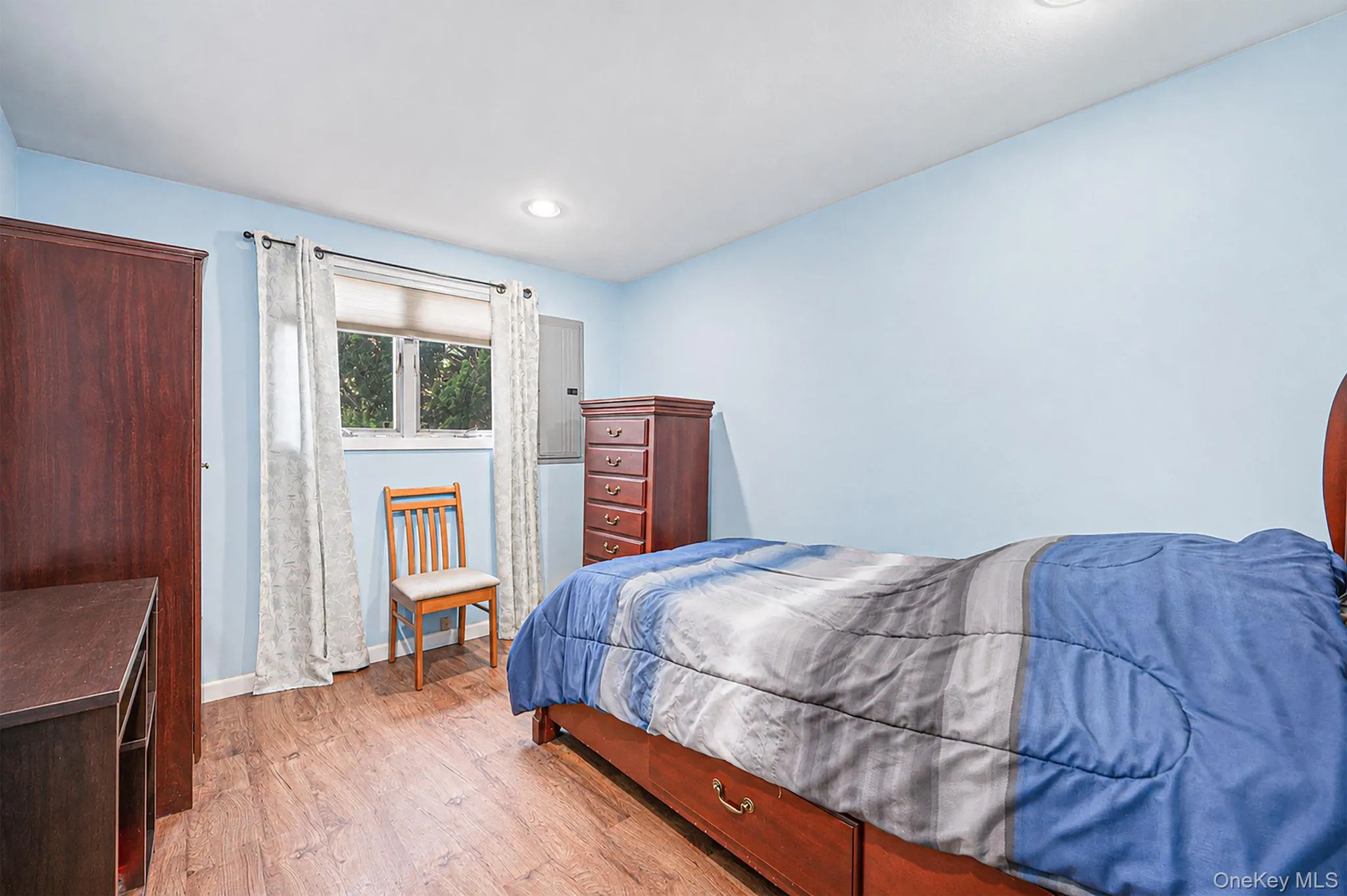 1000 Oakfield Avenue, Hempstead, NY, 4 Bedrooms Bedrooms, 8 Rooms Rooms,2 BathroomsBathrooms,Residential,For Rent,Oakfield,0,1012996 1000 Oakfield Avenue, Hempstead, NY, 4 Bedrooms Bedrooms, 8 Rooms Rooms,2 BathroomsBathrooms,Residential,For Rent,Oakfield,0,1012996