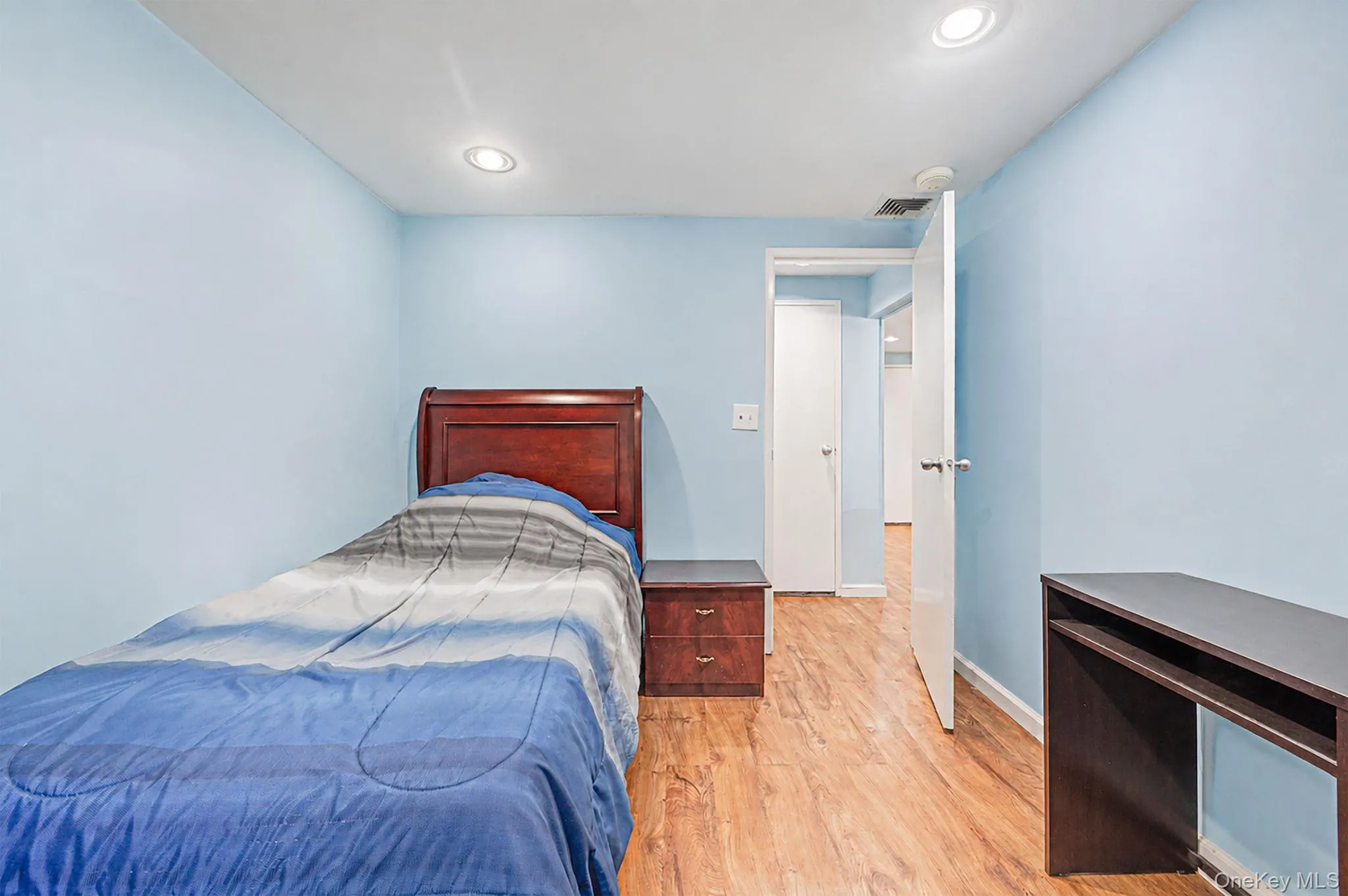 1000 Oakfield Avenue, Hempstead, NY, 4 Bedrooms Bedrooms, 8 Rooms Rooms,2 BathroomsBathrooms,Residential,For Rent,Oakfield,0,1012996 1000 Oakfield Avenue, Hempstead, NY, 4 Bedrooms Bedrooms, 8 Rooms Rooms,2 BathroomsBathrooms,Residential,For Rent,Oakfield,0,1012996