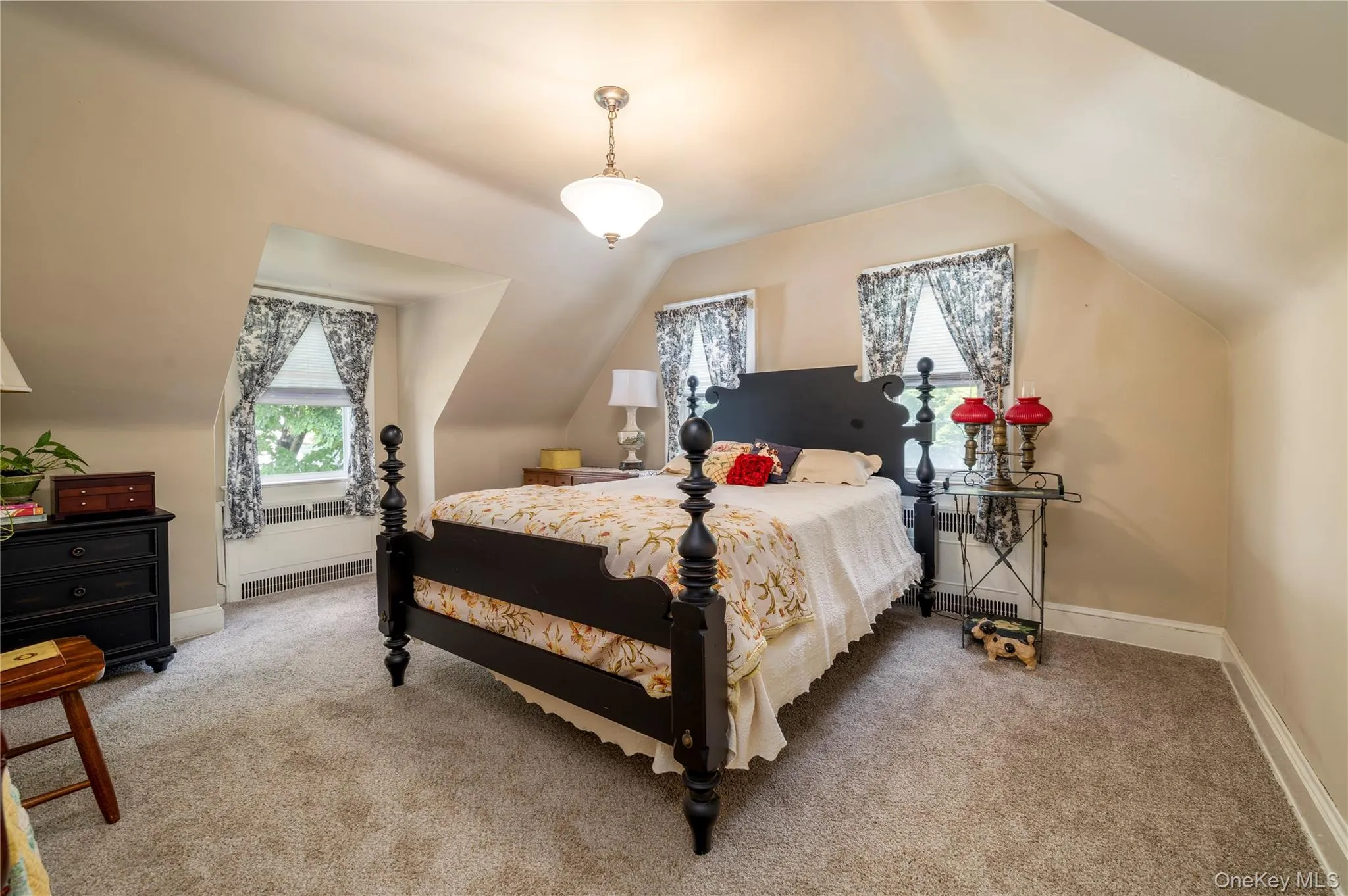 21 Maple Street, Hempstead, NY, 2 Bedrooms Bedrooms, 5 Rooms Rooms,1 BathroomBathrooms,Residential,For Rent,Maple,0,1012997 21 Maple Street, Hempstead, NY, 2 Bedrooms Bedrooms, 5 Rooms Rooms,1 BathroomBathrooms,Residential,For Rent,Maple,0,1012997