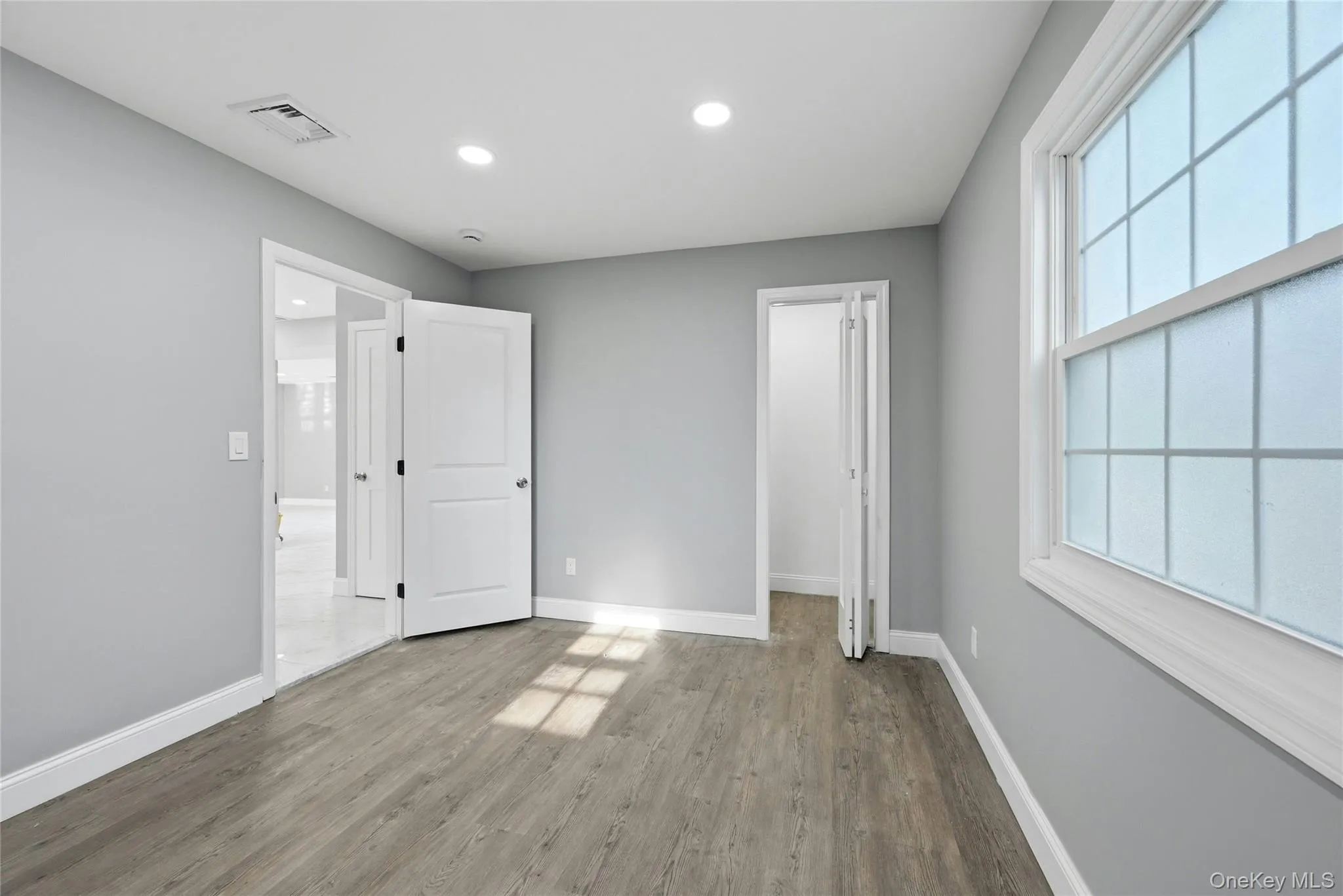 10 Curlin Lane, Smithtown, NY, 4 Bedrooms Bedrooms, 8 Rooms Rooms,2 BathroomsBathrooms,Residential,For Rent,Curlin,0,1013005 10 Curlin Lane, Smithtown, NY, 4 Bedrooms Bedrooms, 8 Rooms Rooms,2 BathroomsBathrooms,Residential,For Rent,Curlin,0,1013005