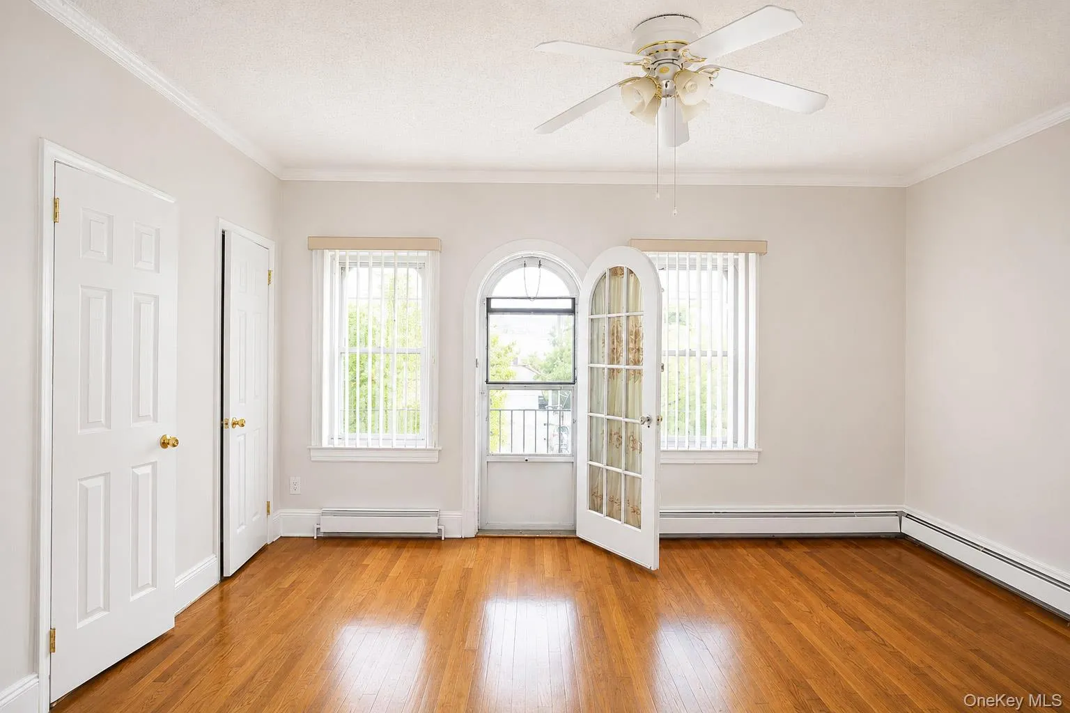 15 Walnut Street, Long Beach, NY, 2 Bedrooms Bedrooms, 5 Rooms Rooms,1 BathroomBathrooms,Residential Lease,For Rent,Walnut,0,1013009 15 Walnut Street, Long Beach, NY, 2 Bedrooms Bedrooms, 5 Rooms Rooms,1 BathroomBathrooms,Residential Lease,For Rent,Walnut,0,1013009
