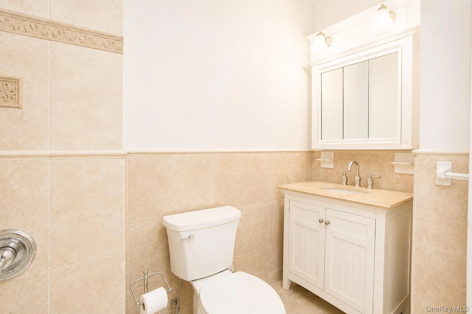 15 Walnut Street, Long Beach, NY, 2 Bedrooms Bedrooms, 5 Rooms Rooms,1 BathroomBathrooms,Residential Lease,For Rent,Walnut,0,1013009 15 Walnut Street, Long Beach, NY, 2 Bedrooms Bedrooms, 5 Rooms Rooms,1 BathroomBathrooms,Residential Lease,For Rent,Walnut,0,1013009