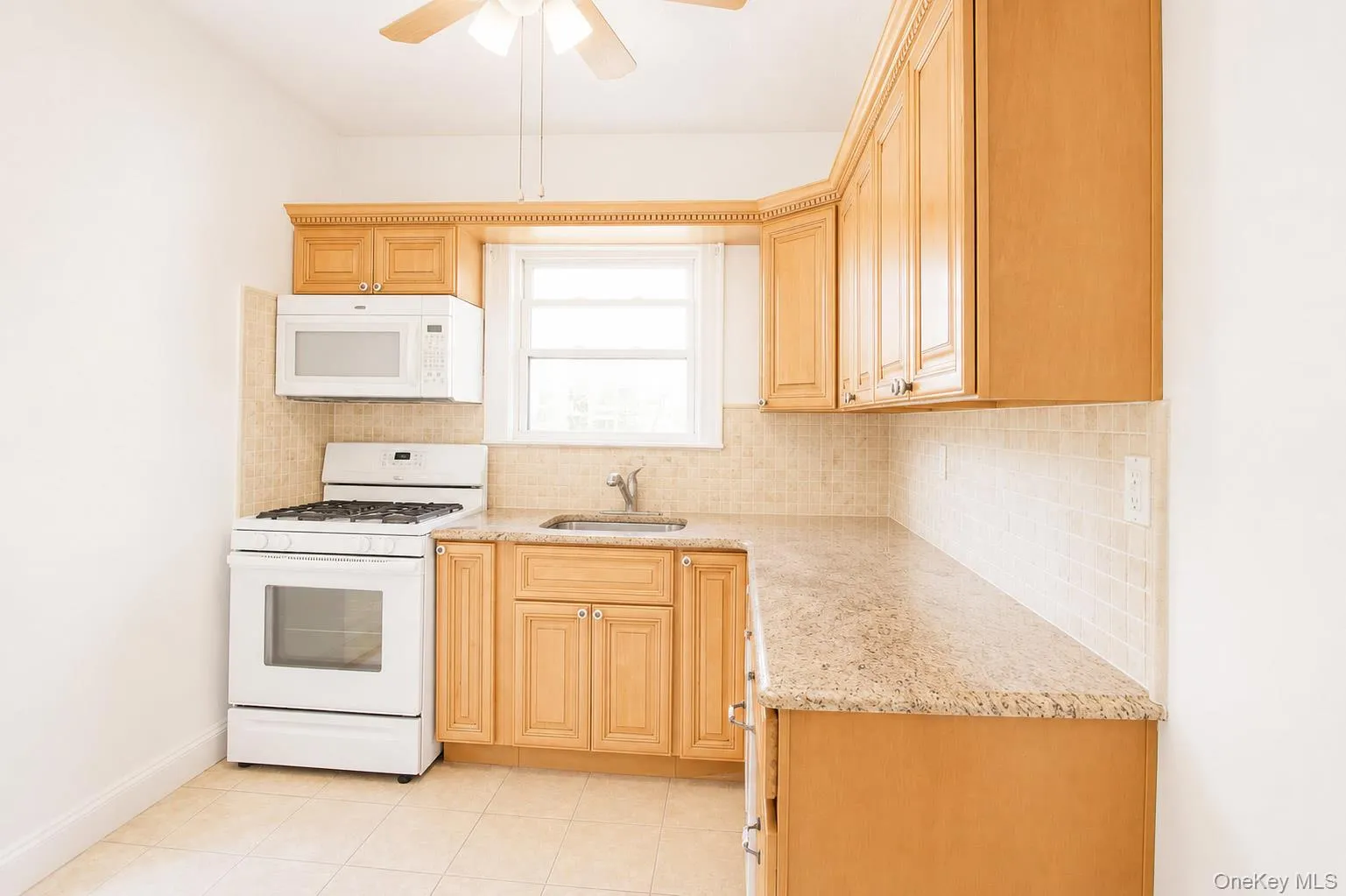 15 Walnut Street, Long Beach, NY, 2 Bedrooms Bedrooms, 5 Rooms Rooms,1 BathroomBathrooms,Residential Lease,For Rent,Walnut,0,1013009 15 Walnut Street, Long Beach, NY, 2 Bedrooms Bedrooms, 5 Rooms Rooms,1 BathroomBathrooms,Residential Lease,For Rent,Walnut,0,1013009
