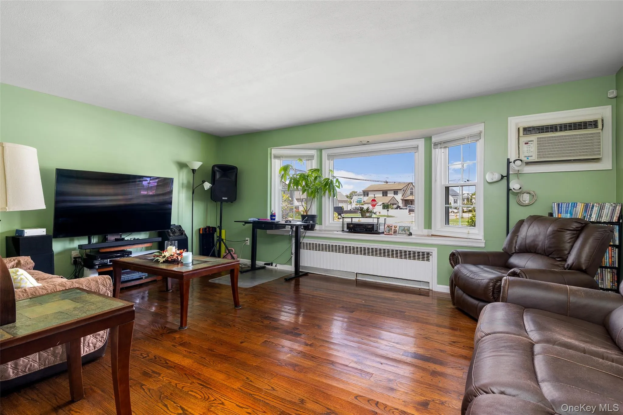 145 Lido Prom, Babylon, NY, 3 Bedrooms Bedrooms, 9 Rooms Rooms,2 BathroomsBathrooms,Residential,For Rent,Lido,0,1013011 145 Lido Prom, Babylon, NY, 3 Bedrooms Bedrooms, 9 Rooms Rooms,2 BathroomsBathrooms,Residential,For Rent,Lido,0,1013011