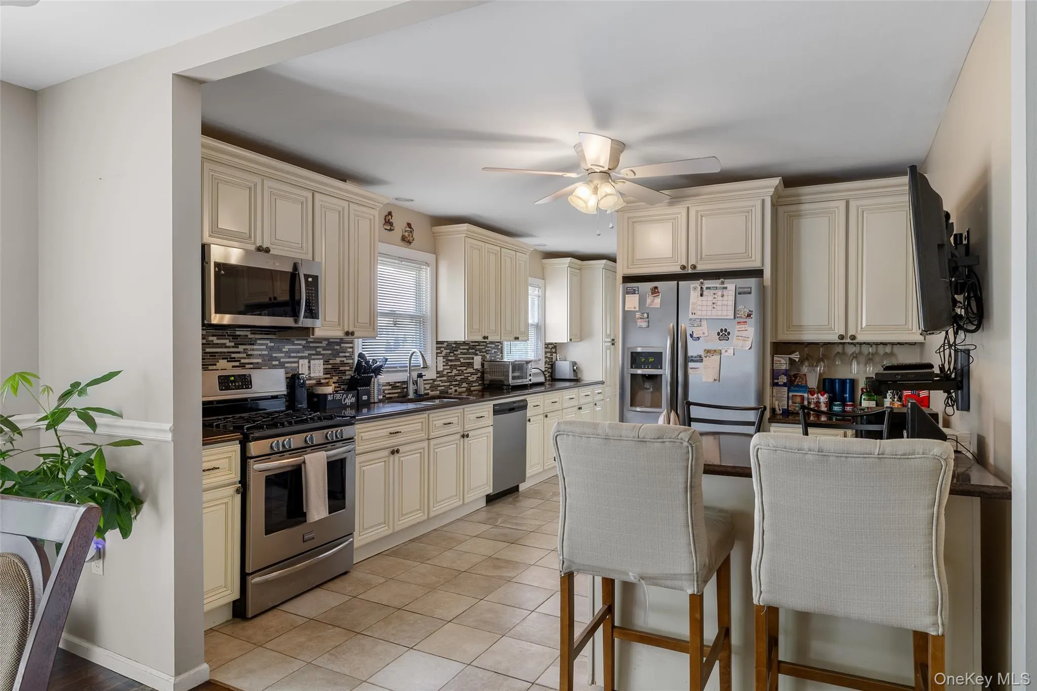 145 Lido Prom, Babylon, NY, 3 Bedrooms Bedrooms, 9 Rooms Rooms,2 BathroomsBathrooms,Residential,For Rent,Lido,0,1013011 145 Lido Prom, Babylon, NY, 3 Bedrooms Bedrooms, 9 Rooms Rooms,2 BathroomsBathrooms,Residential,For Rent,Lido,0,1013011