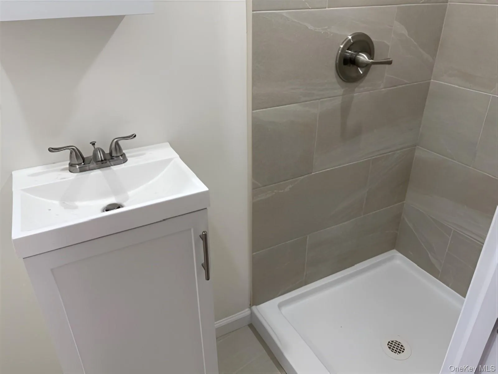 114-36 Sutter Avenue, New York, NY, 5 Bedrooms Bedrooms, 8 Rooms Rooms,1 BathroomBathrooms,Residential,For Rent,Sutter,0,1013022 114-36 Sutter Avenue, New York, NY, 5 Bedrooms Bedrooms, 8 Rooms Rooms,1 BathroomBathrooms,Residential,For Rent,Sutter,0,1013022