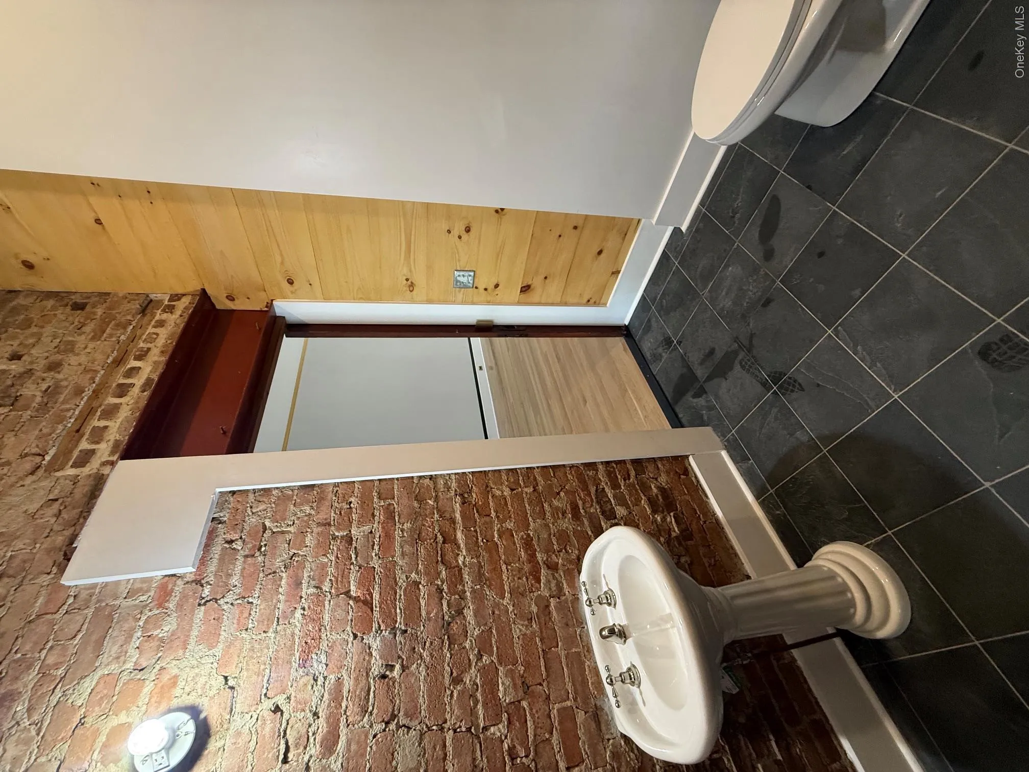 236 Liberty Street, Newburgh (city), NY, ,Commercial Lease,For Rent,Liberty,0,1013024 236 Liberty Street, Newburgh (city), NY, ,Commercial Lease,For Rent,Liberty,0,1013024