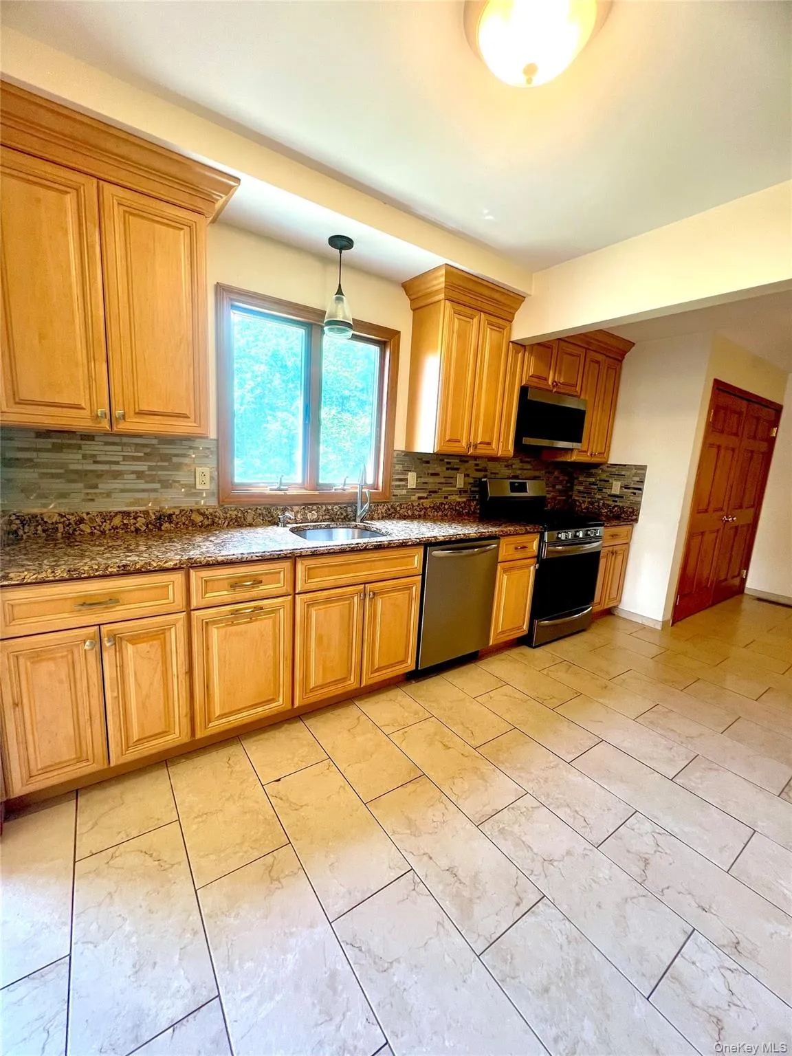950 Route 17m, Wallkill, NY, 3 Bedrooms Bedrooms, 8 Rooms Rooms,1 BathroomBathrooms,Residential Lease,For Rent,Route 17m,0,1013027 950 Route 17m, Wallkill, NY, 3 Bedrooms Bedrooms, 8 Rooms Rooms,1 BathroomBathrooms,Residential Lease,For Rent,Route 17m,0,1013027
