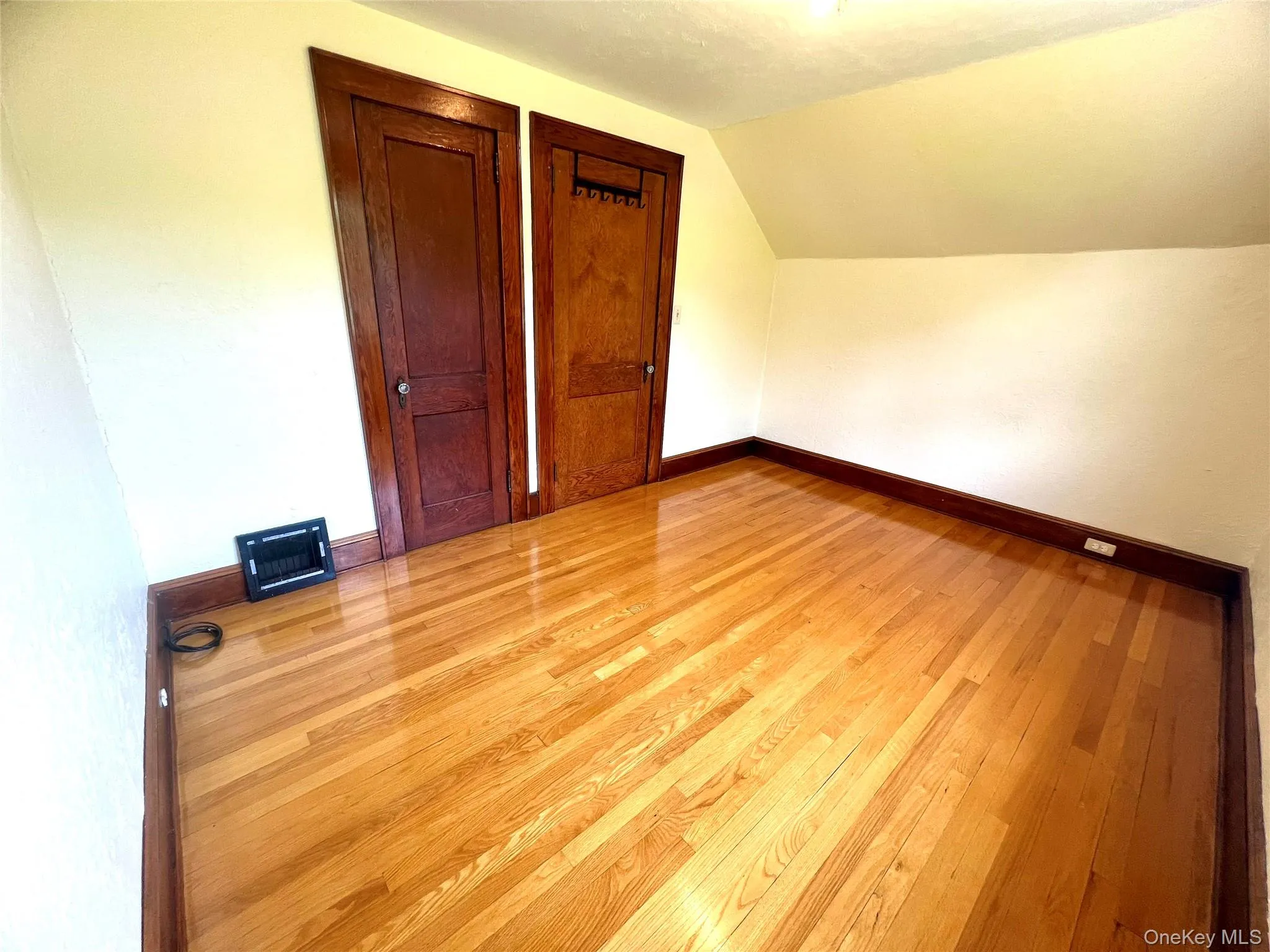 950 Route 17m, Wallkill, NY, 3 Bedrooms Bedrooms, 8 Rooms Rooms,1 BathroomBathrooms,Residential Lease,For Rent,Route 17m,0,1013027 950 Route 17m, Wallkill, NY, 3 Bedrooms Bedrooms, 8 Rooms Rooms,1 BathroomBathrooms,Residential Lease,For Rent,Route 17m,0,1013027