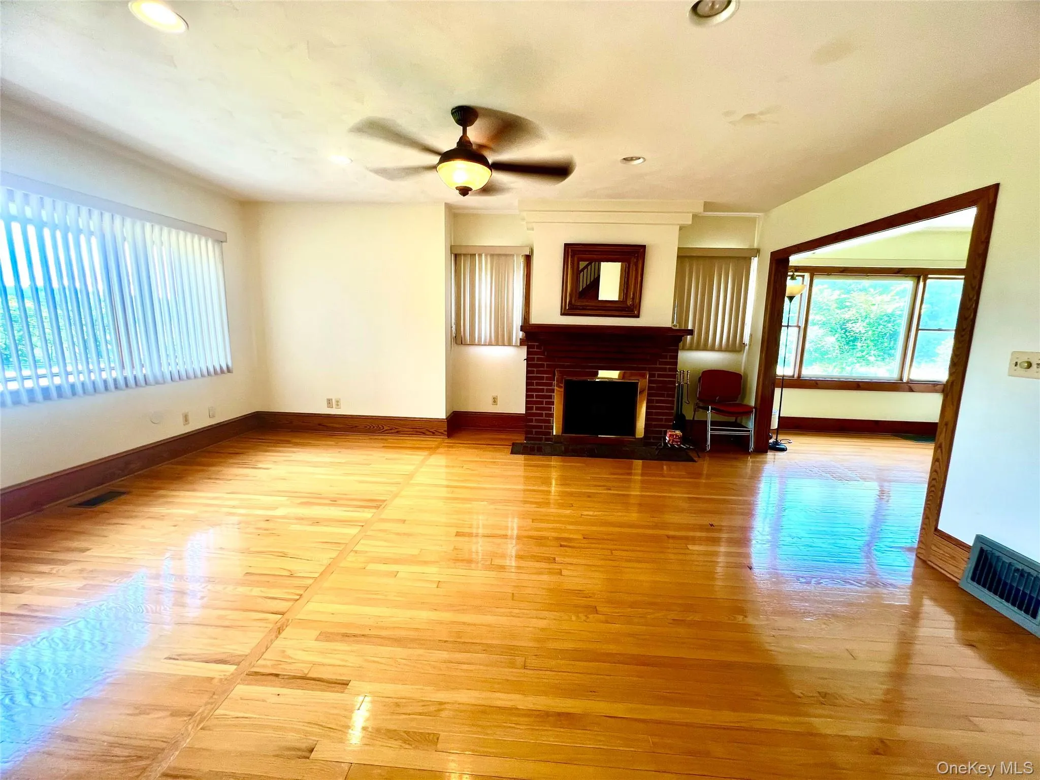 950 Route 17m, Wallkill, NY, 3 Bedrooms Bedrooms, 8 Rooms Rooms,1 BathroomBathrooms,Residential Lease,For Rent,Route 17m,0,1013027 950 Route 17m, Wallkill, NY, 3 Bedrooms Bedrooms, 8 Rooms Rooms,1 BathroomBathrooms,Residential Lease,For Rent,Route 17m,0,1013027
