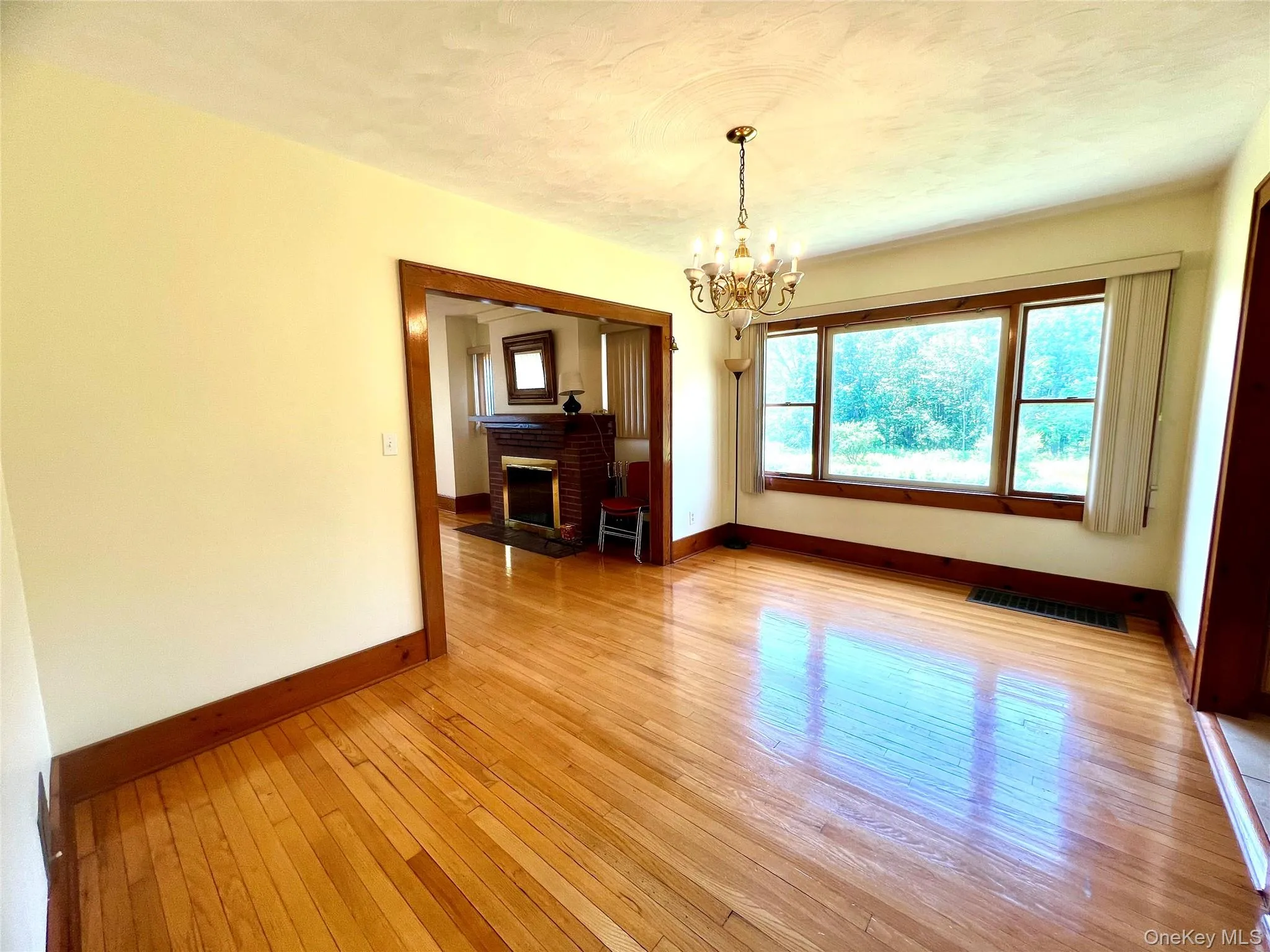 950 Route 17m, Wallkill, NY, 3 Bedrooms Bedrooms, 8 Rooms Rooms,1 BathroomBathrooms,Residential Lease,For Rent,Route 17m,0,1013027 950 Route 17m, Wallkill, NY, 3 Bedrooms Bedrooms, 8 Rooms Rooms,1 BathroomBathrooms,Residential Lease,For Rent,Route 17m,0,1013027