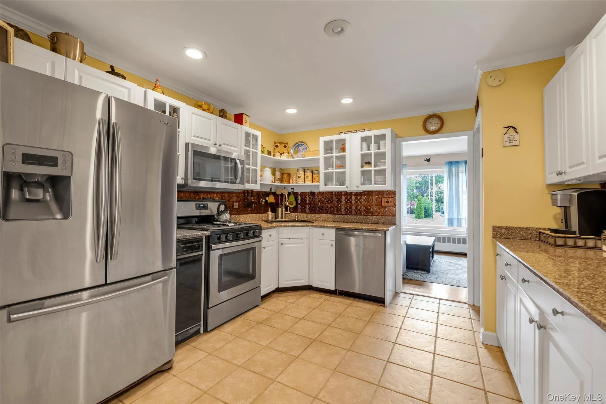 31 Sherwood Drive, Islip, NY, 5 Bedrooms Bedrooms, 8 Rooms Rooms,3 BathroomsBathrooms,Residential,For Rent,Sherwood,0,1013030 31 Sherwood Drive, Islip, NY, 5 Bedrooms Bedrooms, 8 Rooms Rooms,3 BathroomsBathrooms,Residential,For Rent,Sherwood,0,1013030
