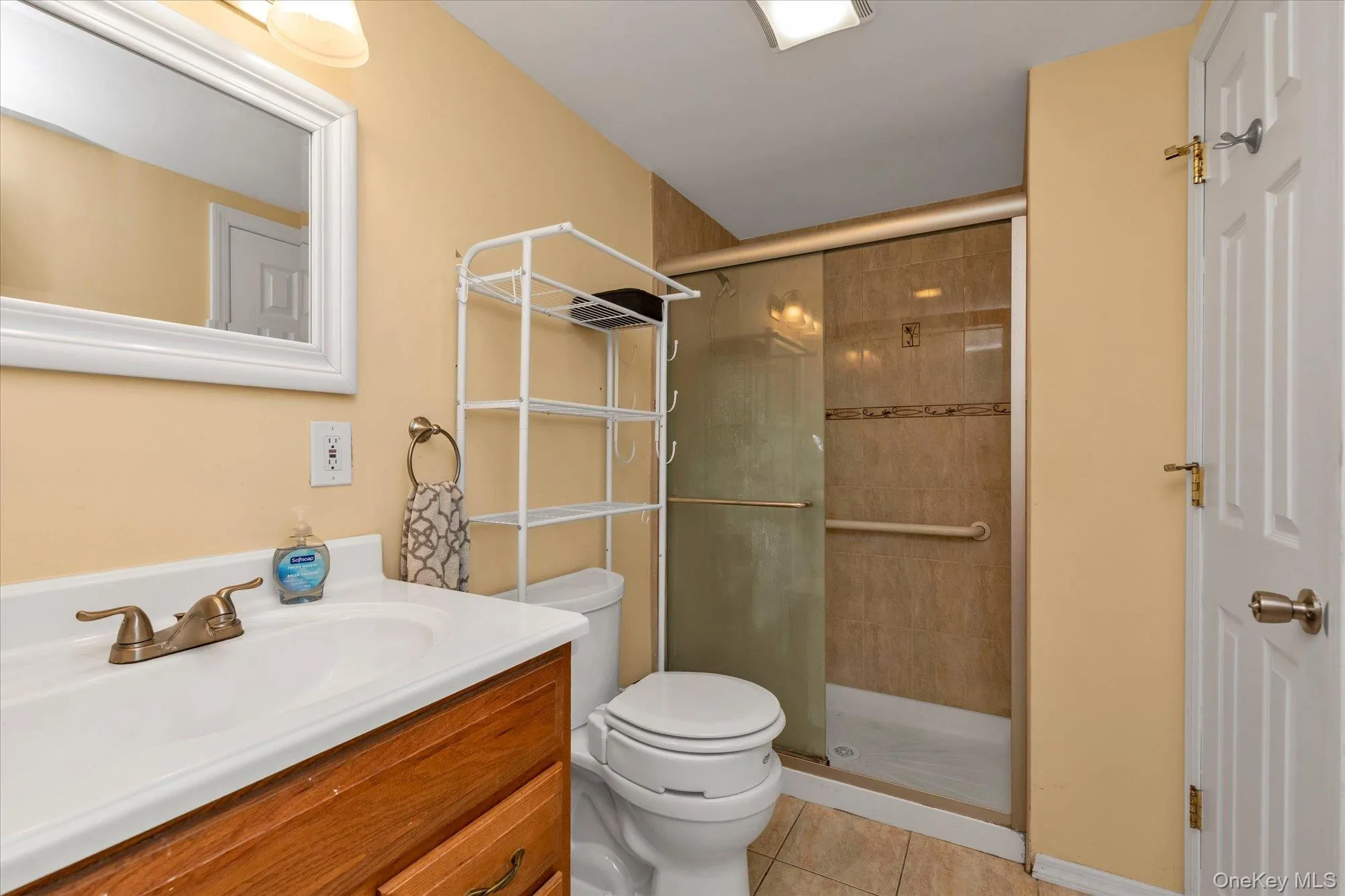 31 Sherwood Drive, Islip, NY, 5 Bedrooms Bedrooms, 8 Rooms Rooms,3 BathroomsBathrooms,Residential,For Rent,Sherwood,0,1013030 31 Sherwood Drive, Islip, NY, 5 Bedrooms Bedrooms, 8 Rooms Rooms,3 BathroomsBathrooms,Residential,For Rent,Sherwood,0,1013030